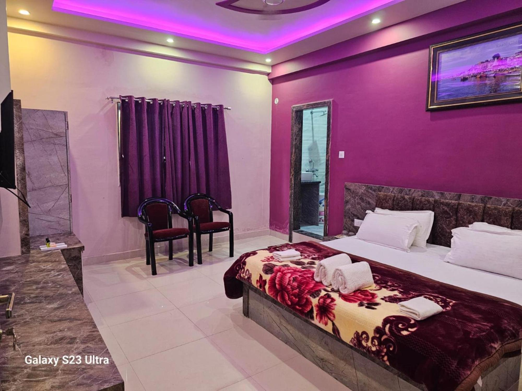 Kashi Raj Ghat Hotel Varanasi